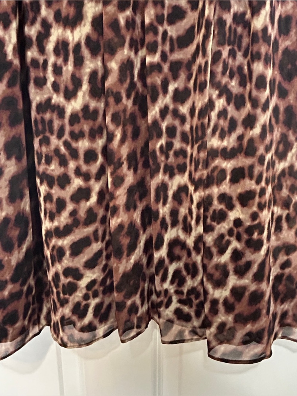 DKNY Chiffon Leopard Print Blouson Sleeve Empire Waist Dress - Picture 14 of 16